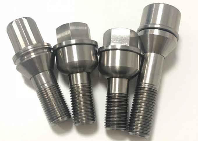 OEM Titanium Wheel Boltslug Bolts  Grade 5 Titanium Fasteners Wear Resistant